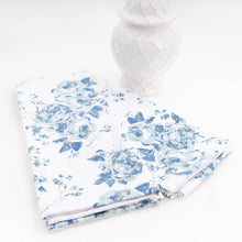 Load image into Gallery viewer, Blue Rose Kitchen Towel Set
